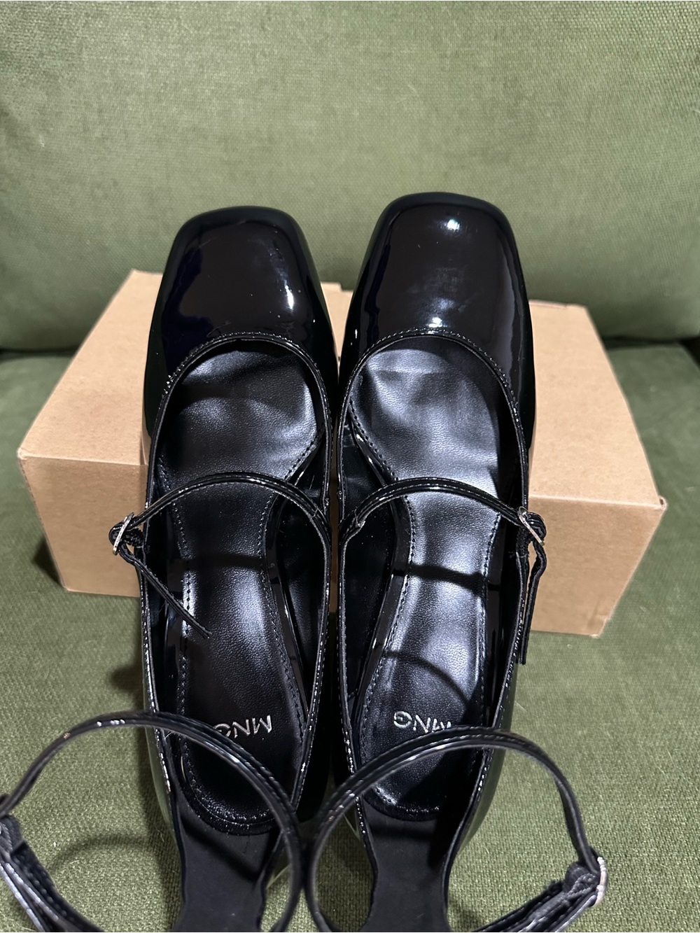 Mango Patent Leather Black Mary Jane Block Heel Pumps - Picture 4 of 5